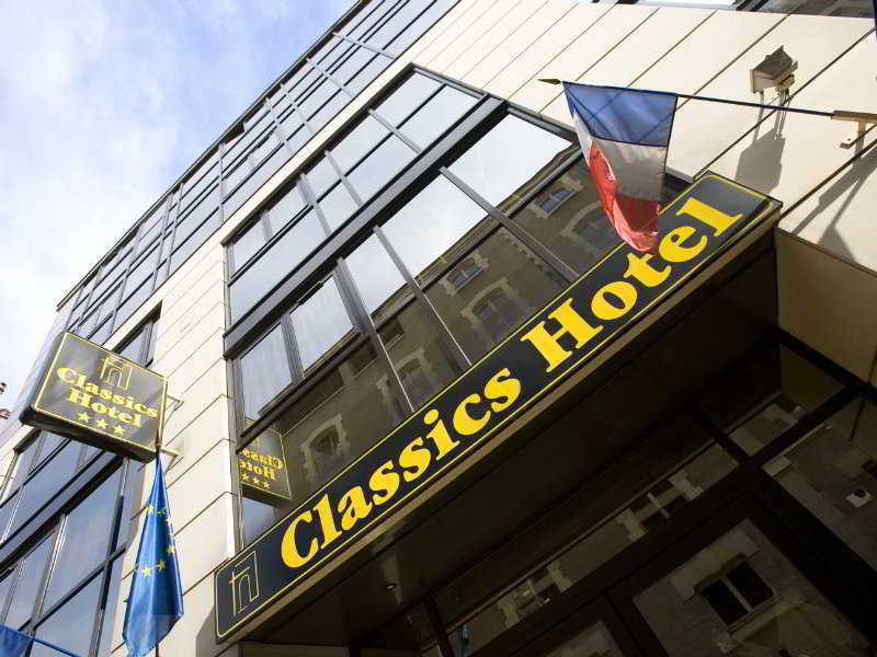Hotel Izzy Issy-les-Moulineaux Exterior photo